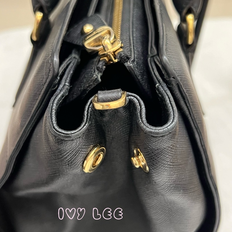 Salvatore Ferragamo Gancini 手提包 斜背包 肩背包 經典黑 正品 二手精品-12