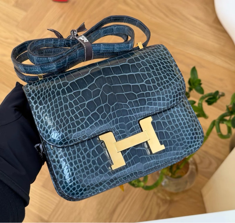 有購証💓 Hermes mini Constance  亮面 方塊鱷魚伊茲密爾藍 金扣A刻-0