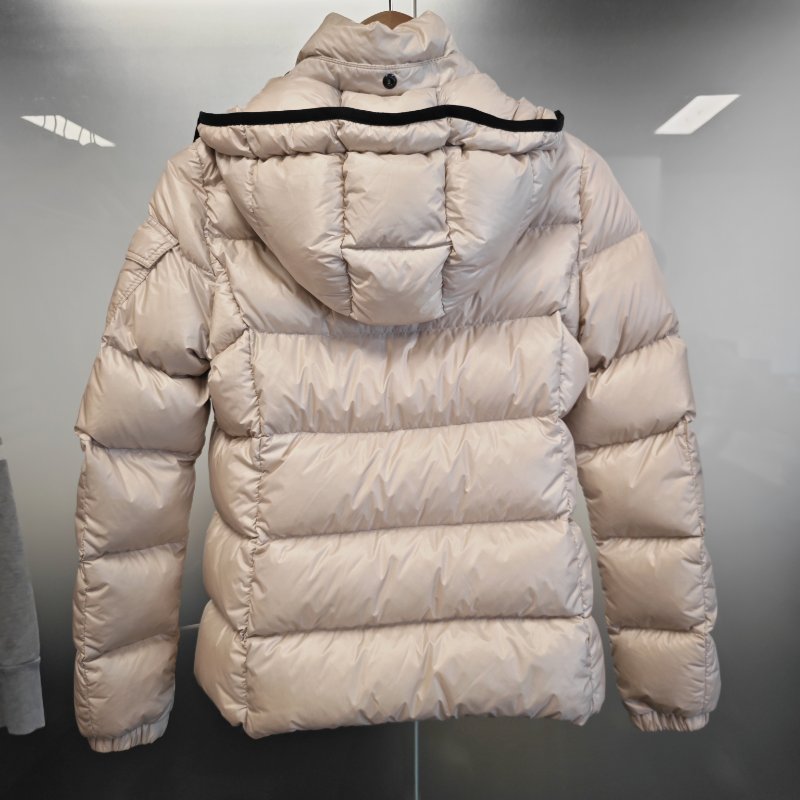 ❤️ MONCLER 香檳色 羽絨服-1