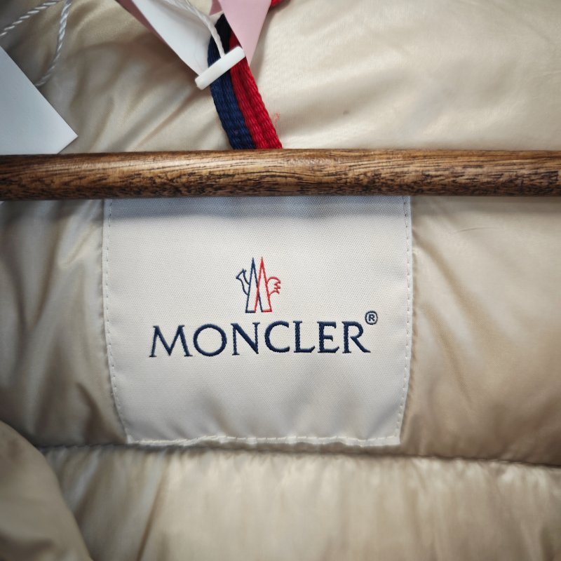 ❤️ MONCLER 香檳色 羽絨服-2