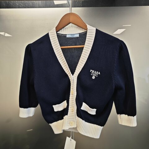 ❤️ PRADA 明星同款 經典針織上衣