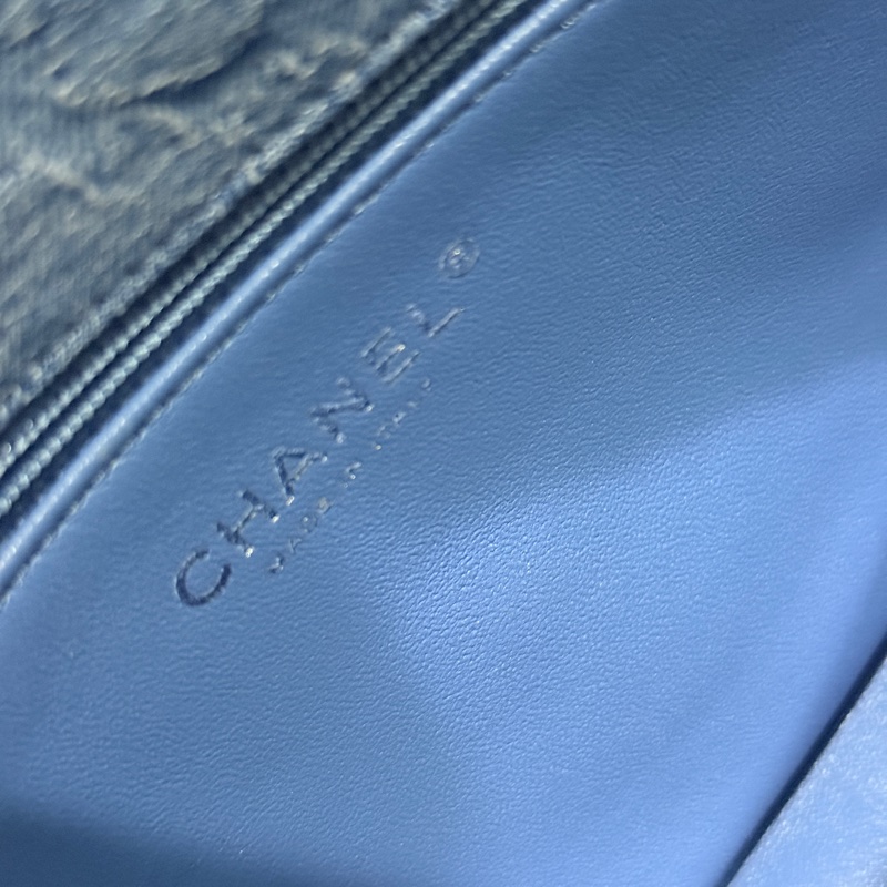 很新!三折割愛✨最棒尺寸☺️專櫃36萬!!CHANEL CF23香奈兒牛仔山茶花 愛心調節扣 經典口蓋包 斜背包 肩背包-43