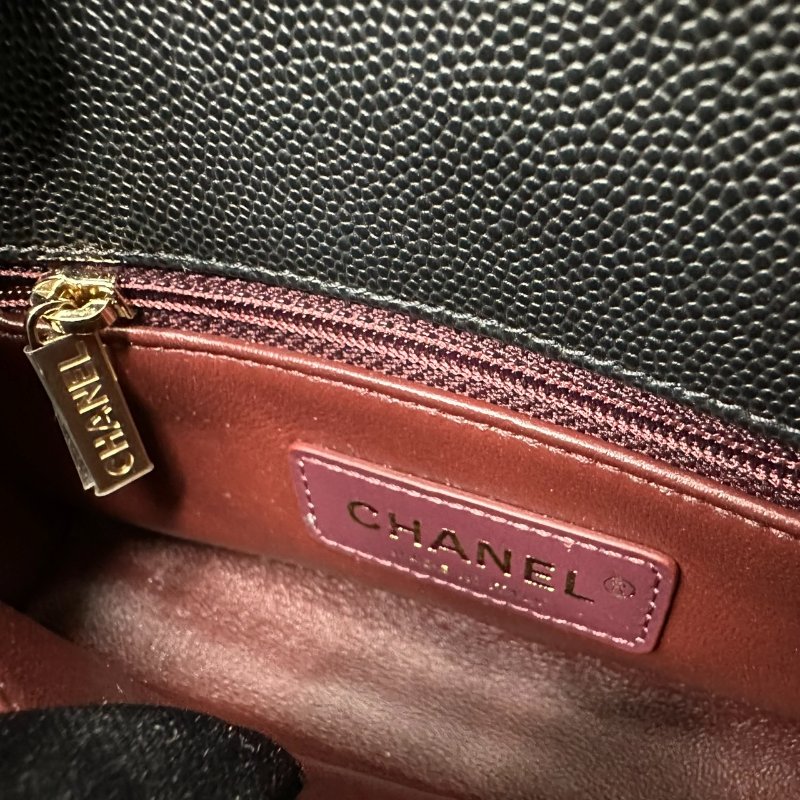 CHANEL 黑金牛Mini Coco handle-9