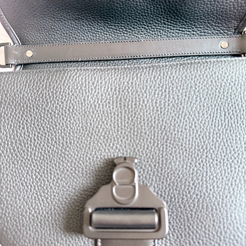 DIOR gallop斜背包,黑色真皮-6
