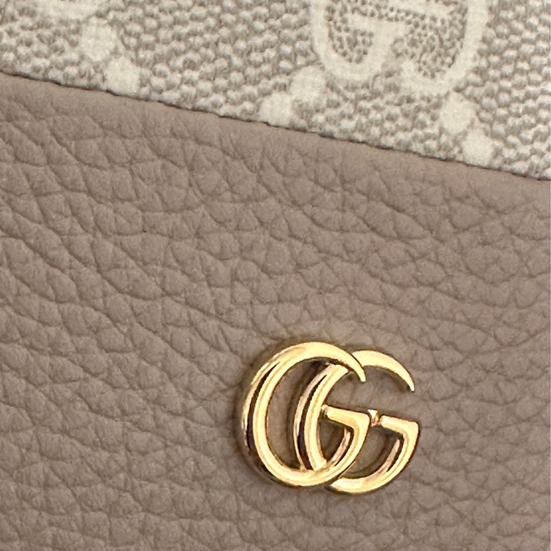 GUCCI 奶茶白老花短夾-16