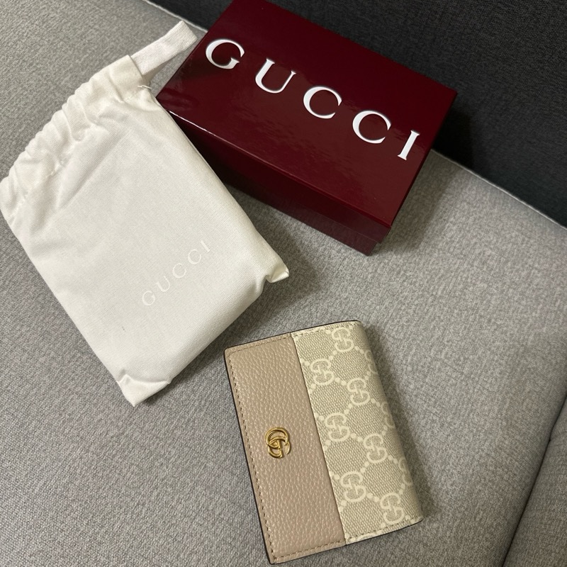 GUCCI 奶茶白老花短夾-21