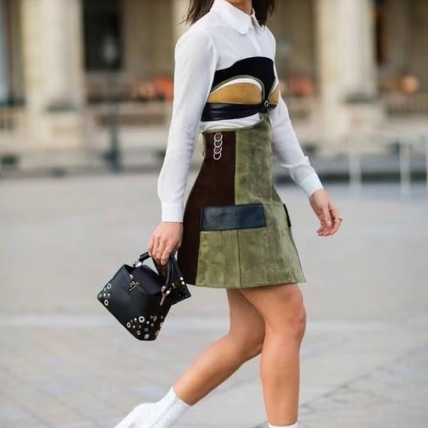 LOUIS VUITTON Capucines 鉚釘限量款 - mini黑-10