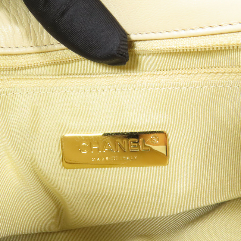 CHANEL 羊皮皮革19 Large金扣手挽肩背兩用袋-13