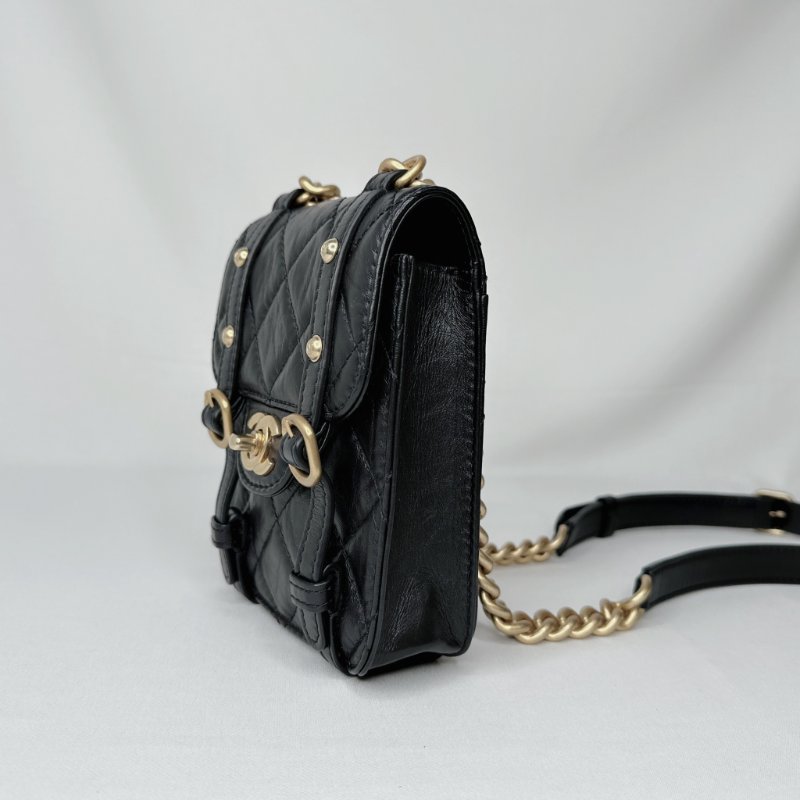 CHANEL 黑金迷你復古小郵差包-2