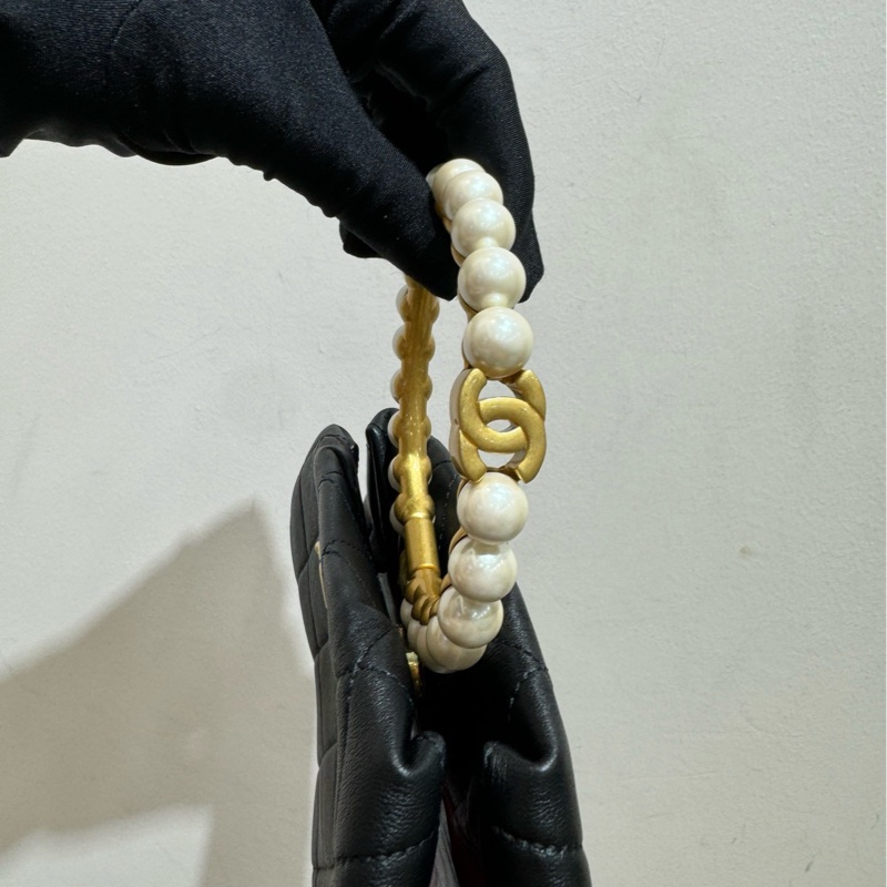 【閒置全套🩷】Chanel 限量款珍珠手環晚宴包手袋-5