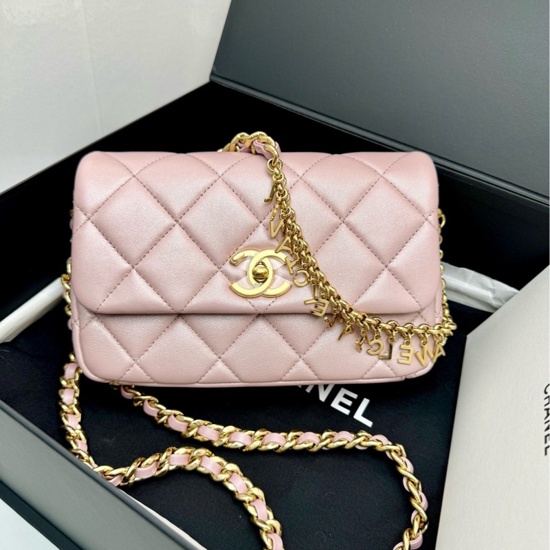 【全套🩷】Chanel 24P珍珠粉 cf 金扣羊皮大mini 芯片款斜挎包-0