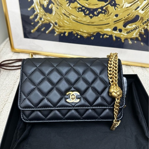 【全❤️全套 】Chanel 黑金羊皮山茶花調節扣woc 斜挎包