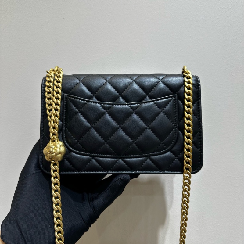 【全❤️全套 】Chanel 黑金羊皮山茶花調節扣woc 斜挎包-2