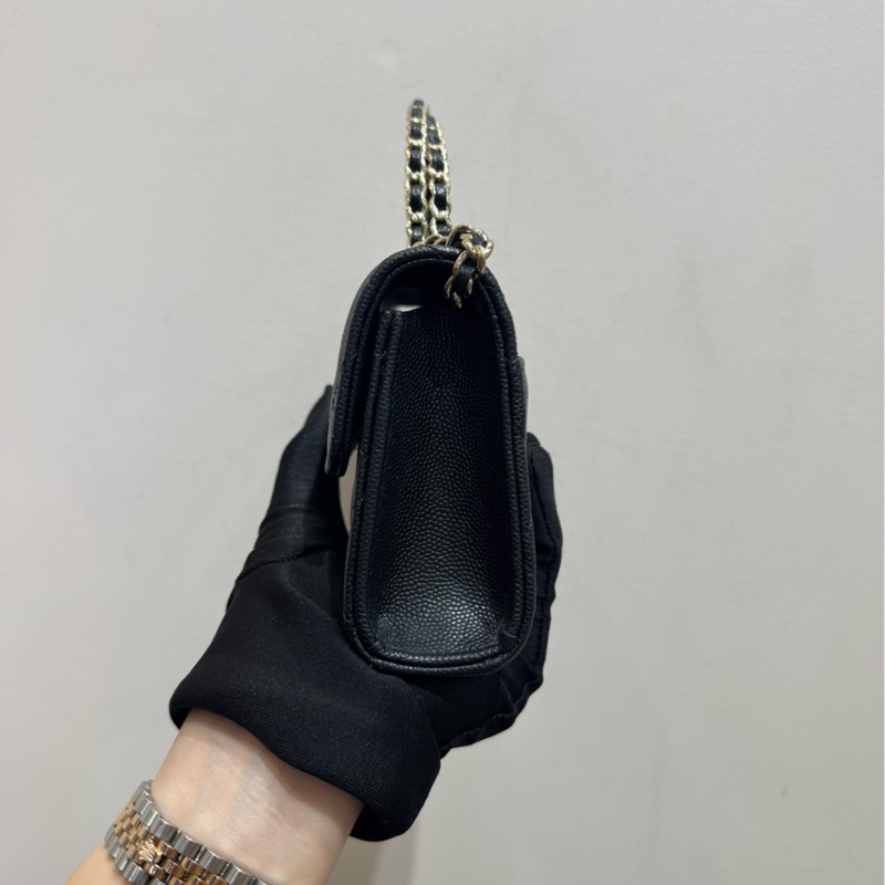 【全套帶票】CHANEL 23P Kelly黑色金扣荔枝紋牛皮橫版鏈條包 可單肩斜挎-4