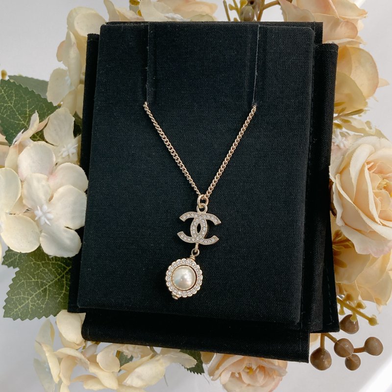 MS0347 Chanel 香奈兒 項鍊 水鑽 珍珠 CC Logo Circle Crystal with Pearl x LGHW Necklace-1