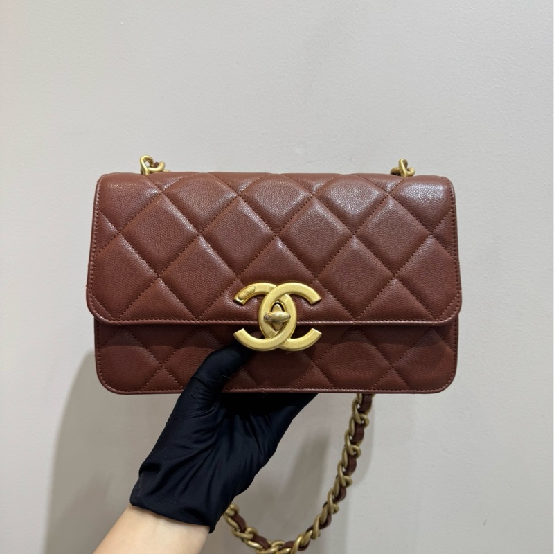 【近新閒置🩷】Chanel 棕色金扣大logo荔枝牛皮粗鏈條包 單肩斜挎包-1