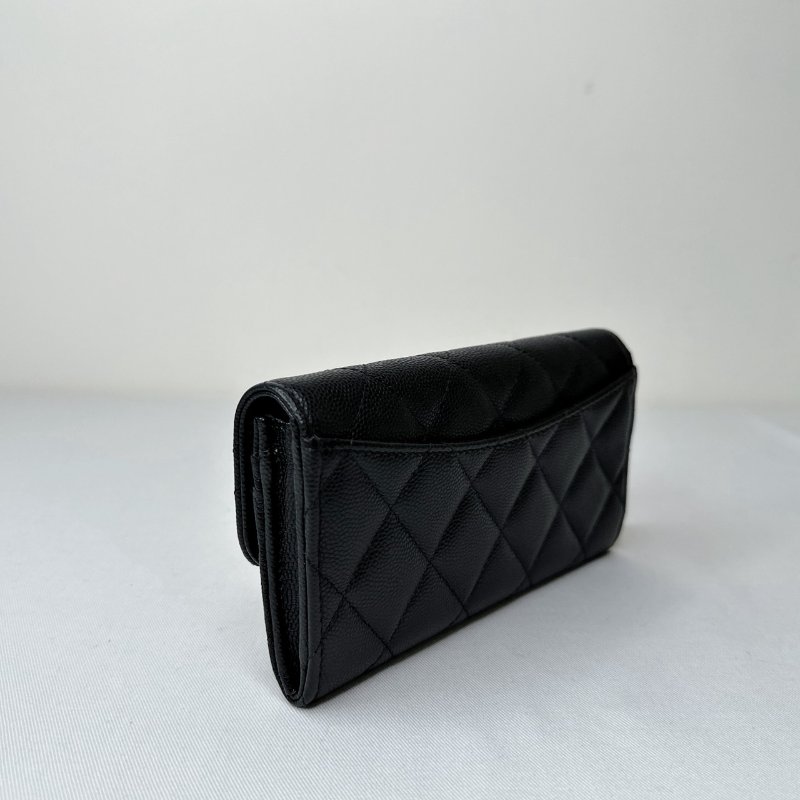 CHANEL 黑金荔枝皮扣式中夾-5
