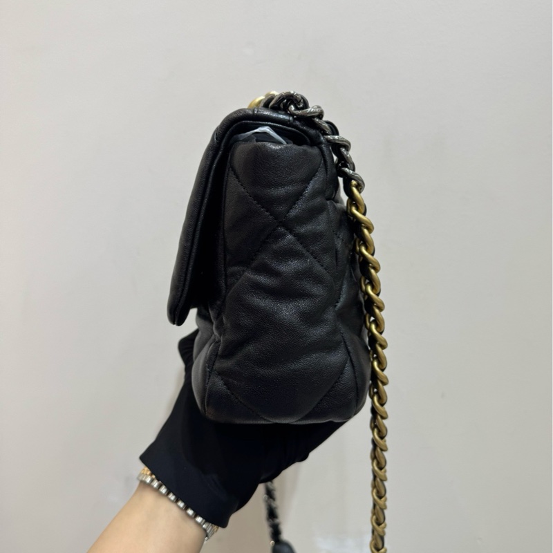 【近新閒置❤️】 Chanel 19bag 小號黑色黑扣羊皮 單肩斜挎包-4