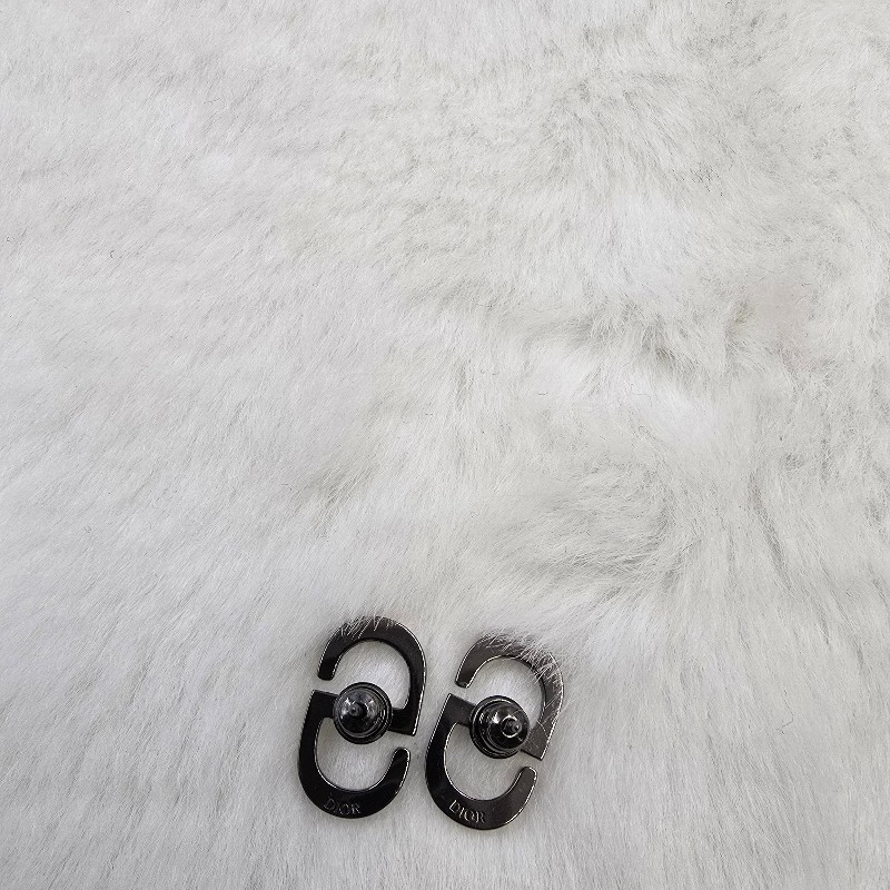 Dior 銀灰耳釘-4