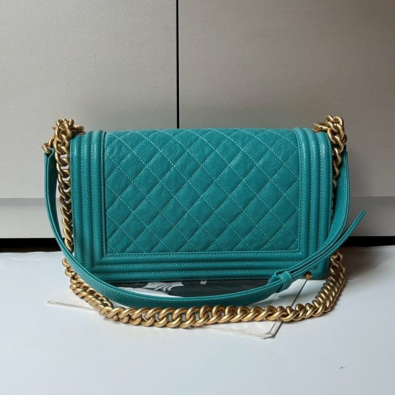 Chanel 金鍊湖水藍荔枝皮 Boy 25-1