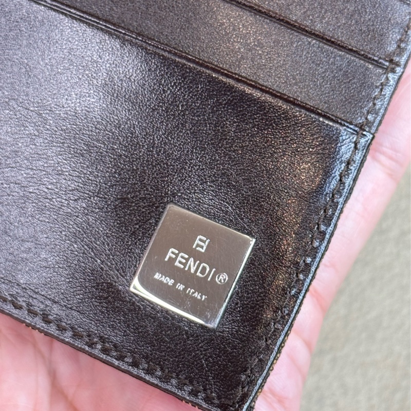 FENDI vintage經典老花法棍三折短夾🤎便宜小物-15