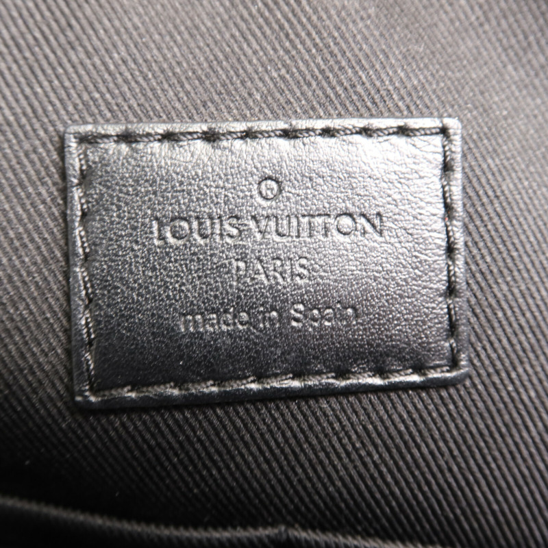 LOUIS VUITTON Monogram Galaxy Alpha Messenger肩背袋-5