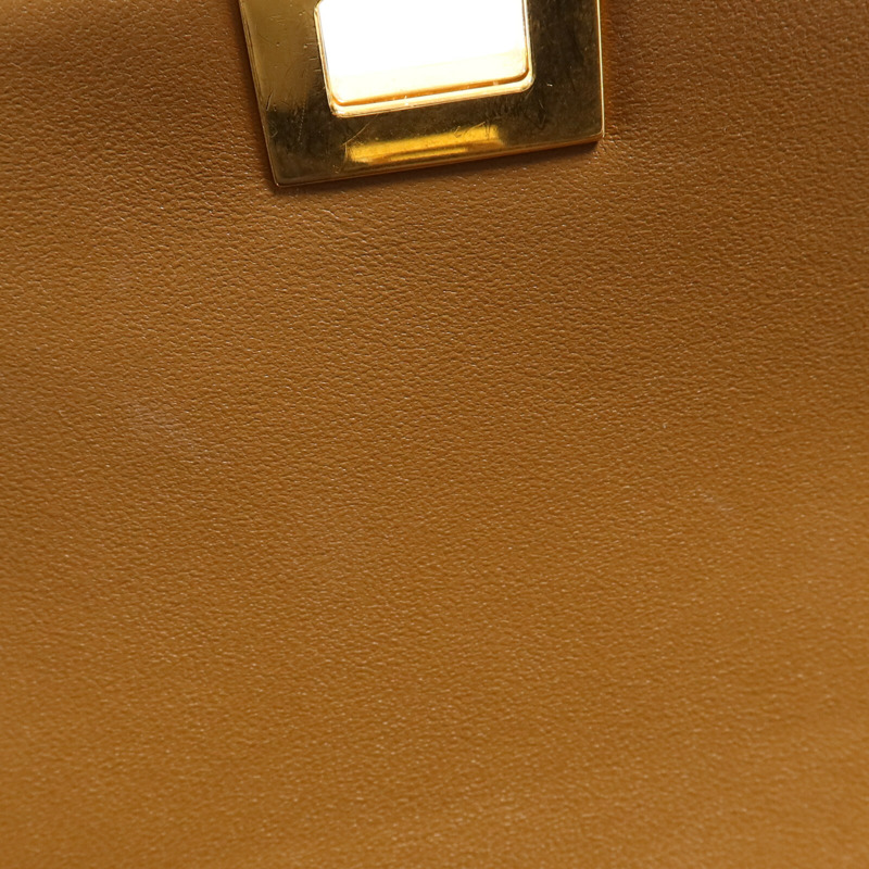 CELINE 牛皮皮革Mini Classic Box金扣肩背袋-15