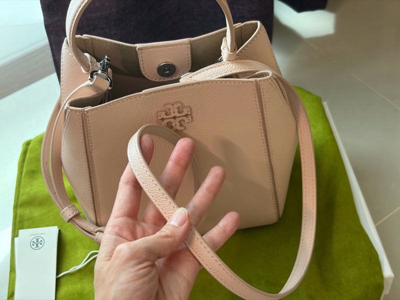 Tory Burch MCGRAW 小型水桶包 Soft Pink(櫻花粉)-1