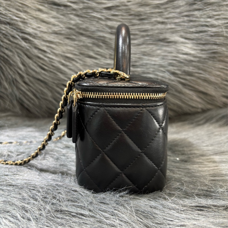 CHANEL AP2846 VANITY CASE COCO HANDLE 黑色羊皮金鍊 化妝包化妝箱長盒子斜背包-2