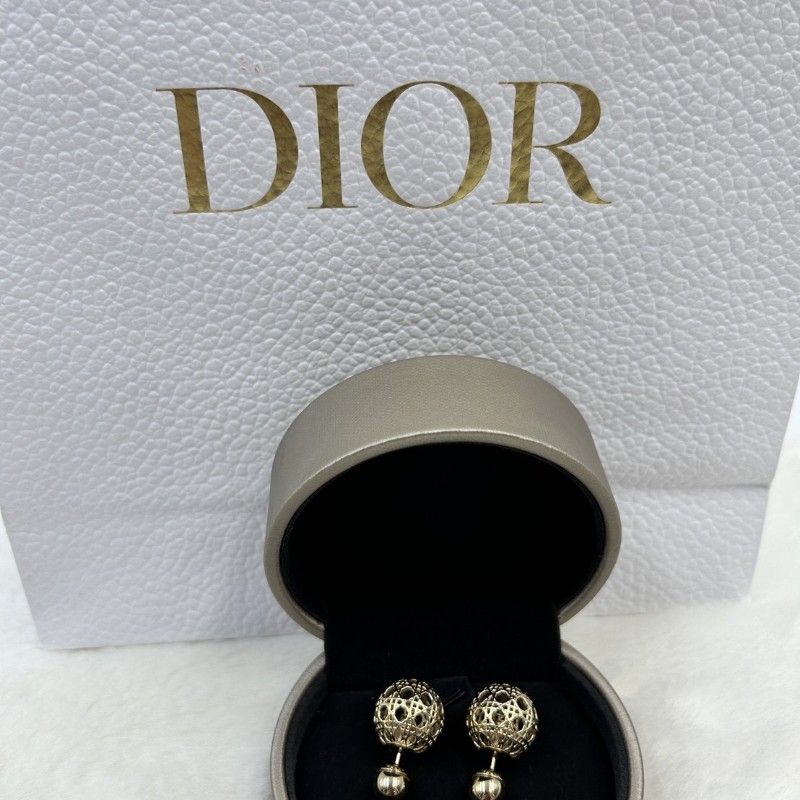 Dior 球型耳釘-0