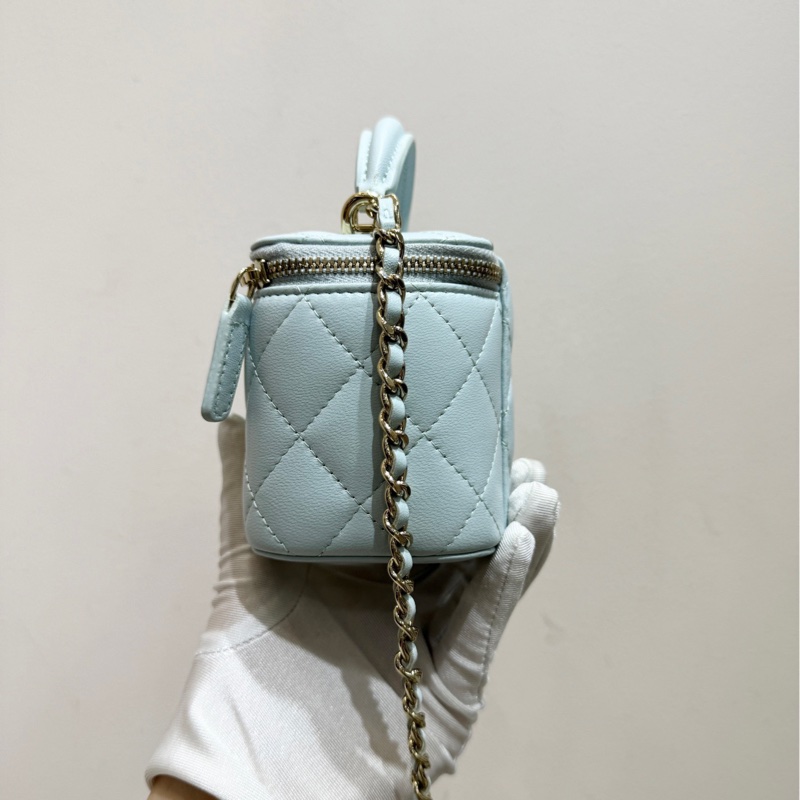 【99❤️】Chanel 手提小盒子 化妝包 湖水藍金扣  手袋 斜挎包-4