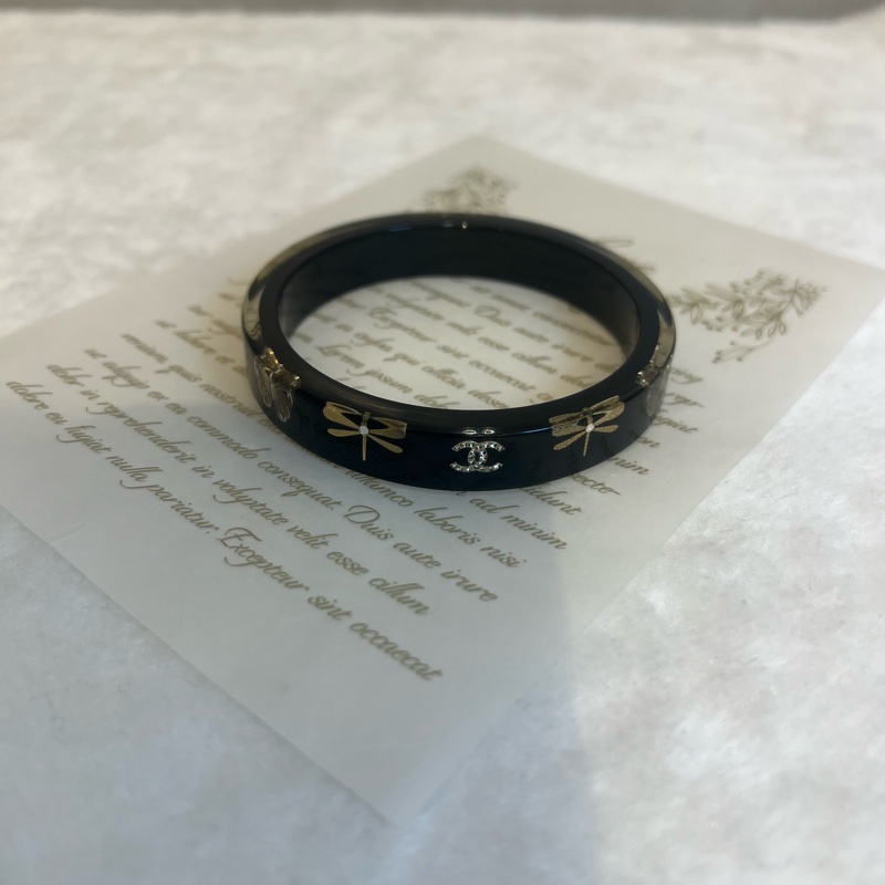 Chanel 樹脂水晶CC 蜻蜓蝴蝶手鐲-1