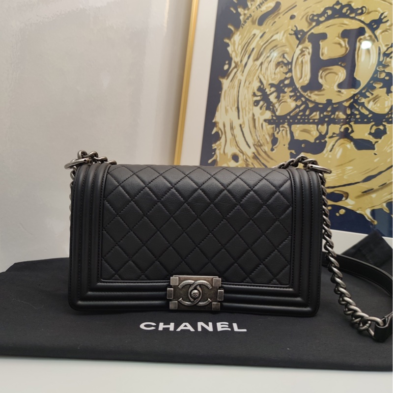 【有塵袋❤️】Chanel leboy 黑銀 小牛皮 中號 單肩斜挎包-0