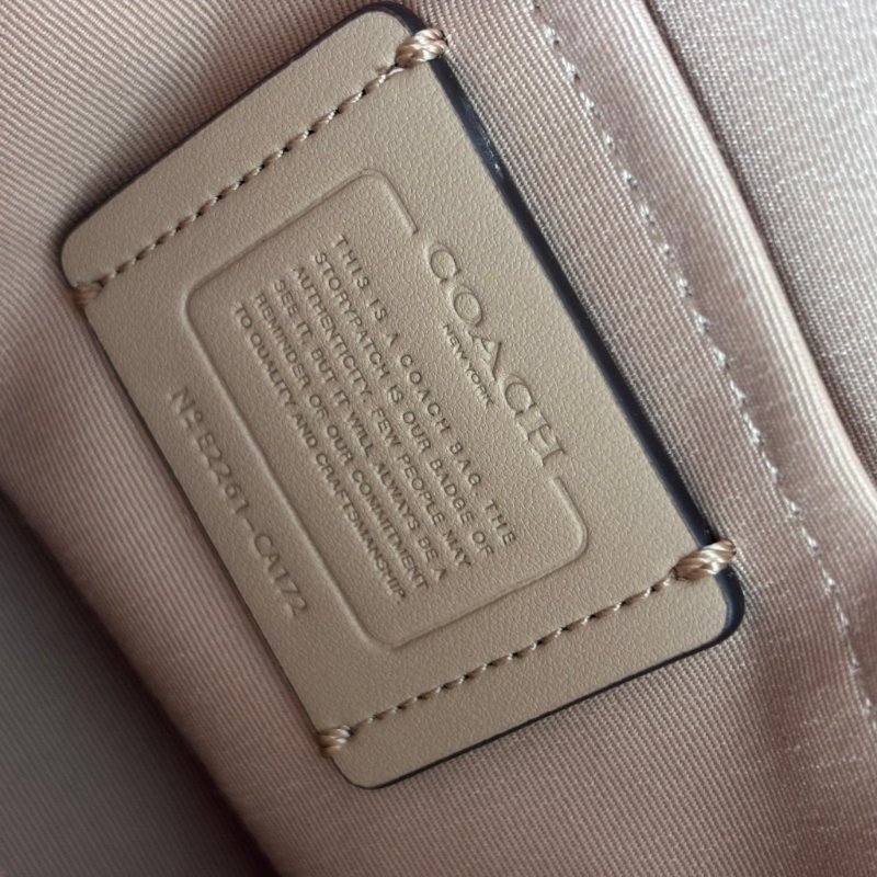 ::COACH:: JAMIE經典Logo相機包 卡其色x深咖 PVC 皮革拼接斜背包-19