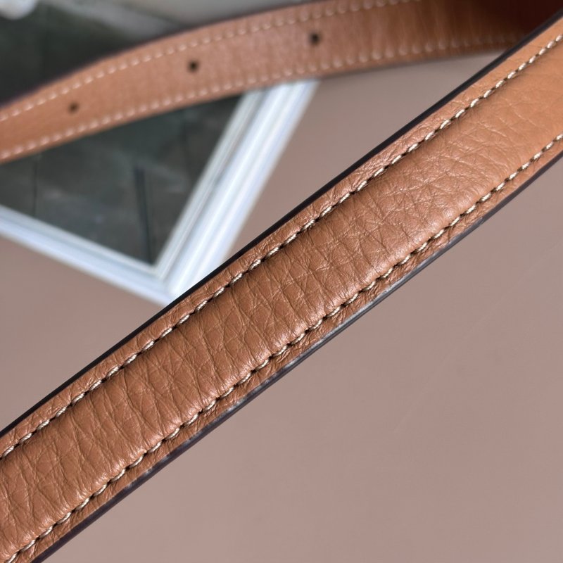 ::COACH:: JAMIE經典Logo相機包 卡其色x深咖 PVC 皮革拼接斜背包-22