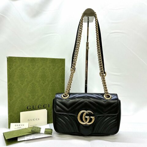 GUCCI GG Marmont小型絎縫肩揹包