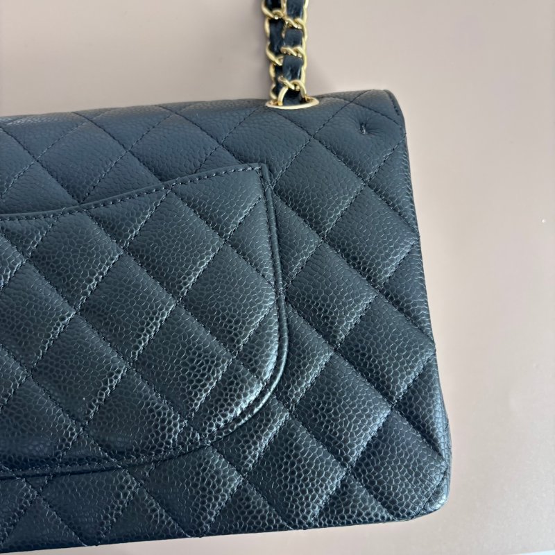 ::CHANEL:: A01112 Classic Flap 黑荔枝皮革 金雙C 經典 11.12 口蓋包 COCO 25-14