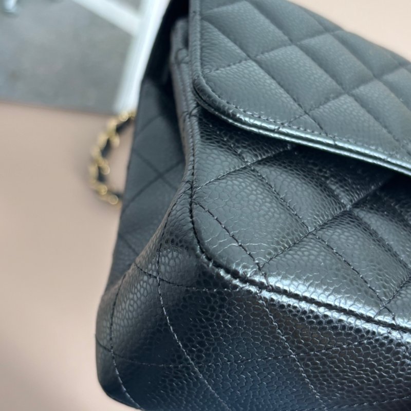 ::CHANEL:: A01112 Classic Flap 黑荔枝皮革 金雙C 經典 11.12 口蓋包 COCO 25-18