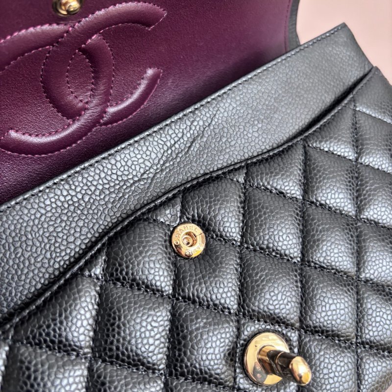 ::CHANEL:: A01112 Classic Flap 黑荔枝皮革 金雙C 經典 11.12 口蓋包 COCO 25-27