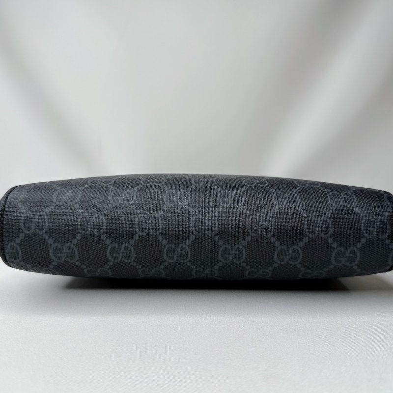 GUCCI GG Supreme小款郵差包-9