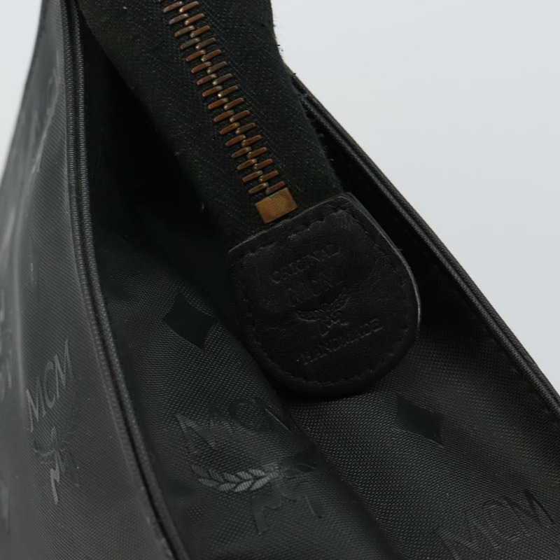 【日本直送】MCM Logo 圖案 Vicetos 手拿包 PVC 黑色 正品 am9105-7