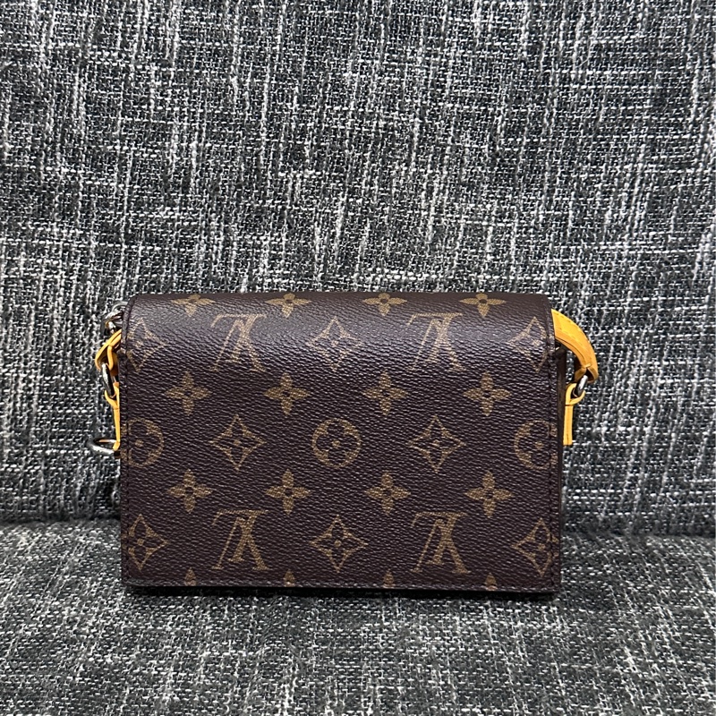 LV steamer限定款-5