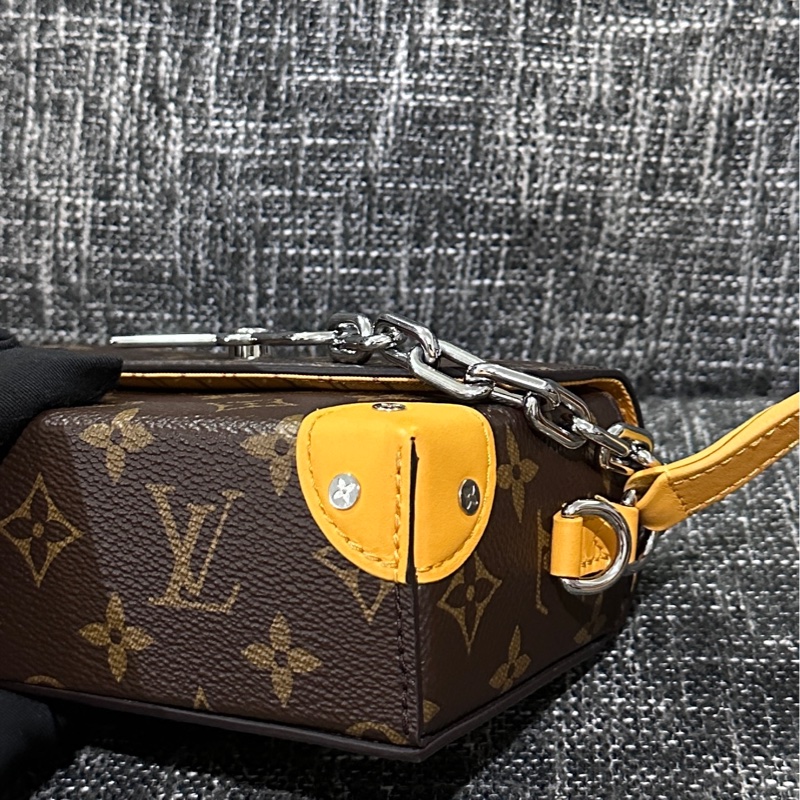 LV steamer限定款-8