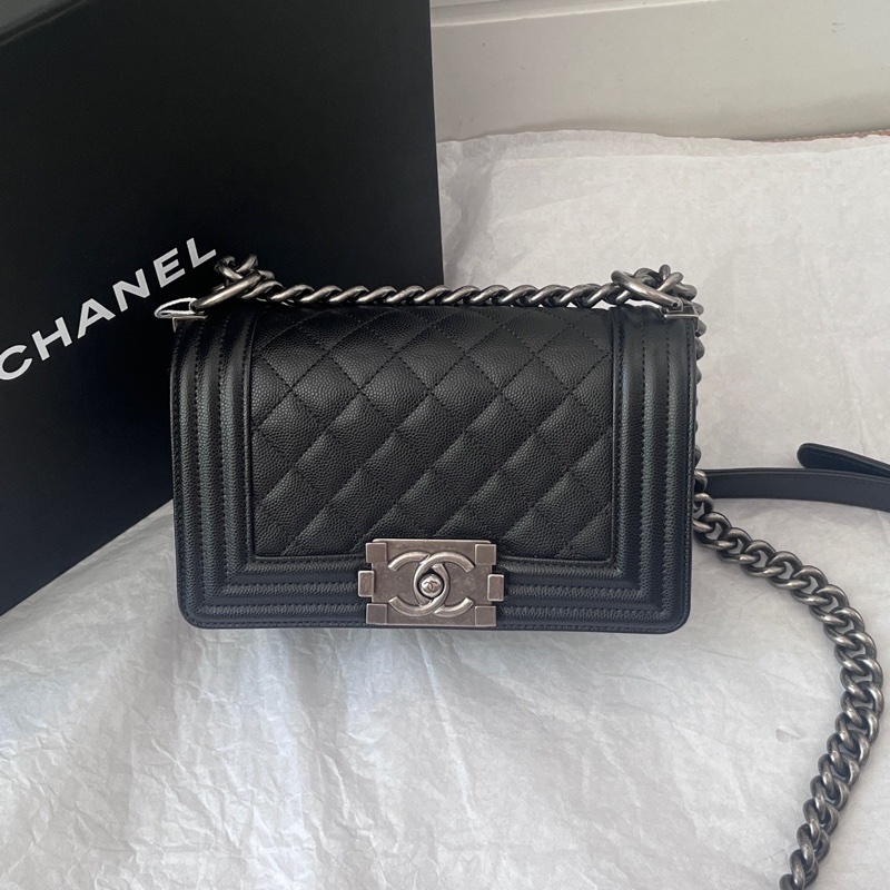 Chanel 黑銀荔枝牛leboy小號30開 卡標齊全 附件防塵袋 卡 尺寸約21x13-0