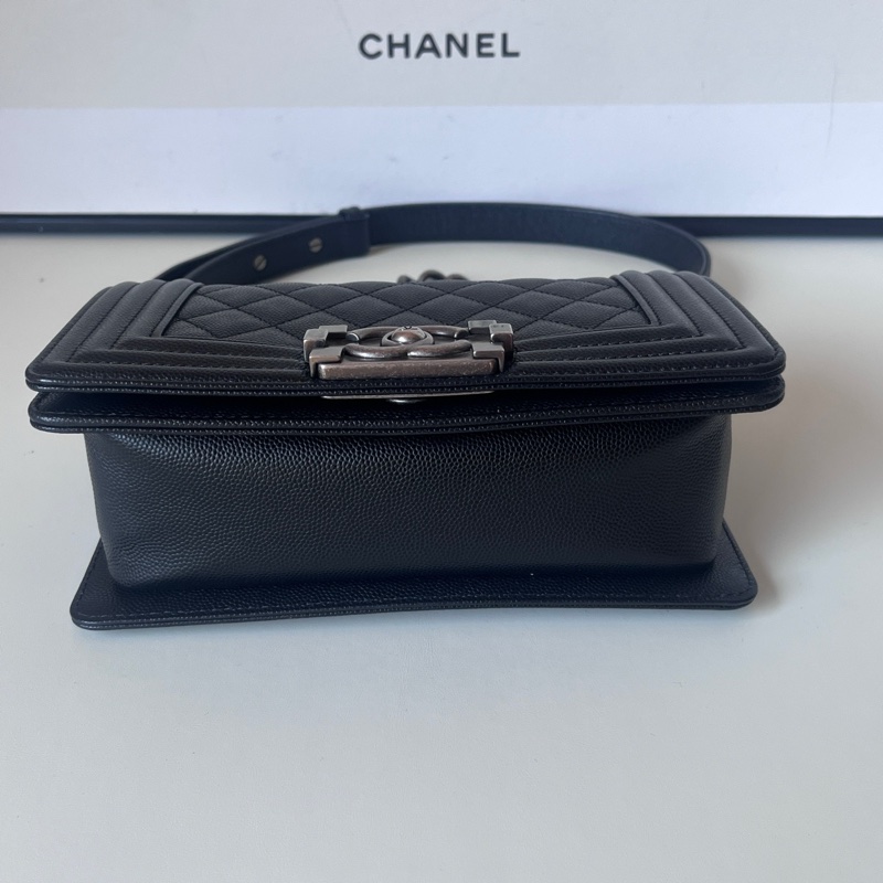Chanel 黑銀荔枝牛leboy小號30開 卡標齊全 附件防塵袋 卡 尺寸約21x13-3