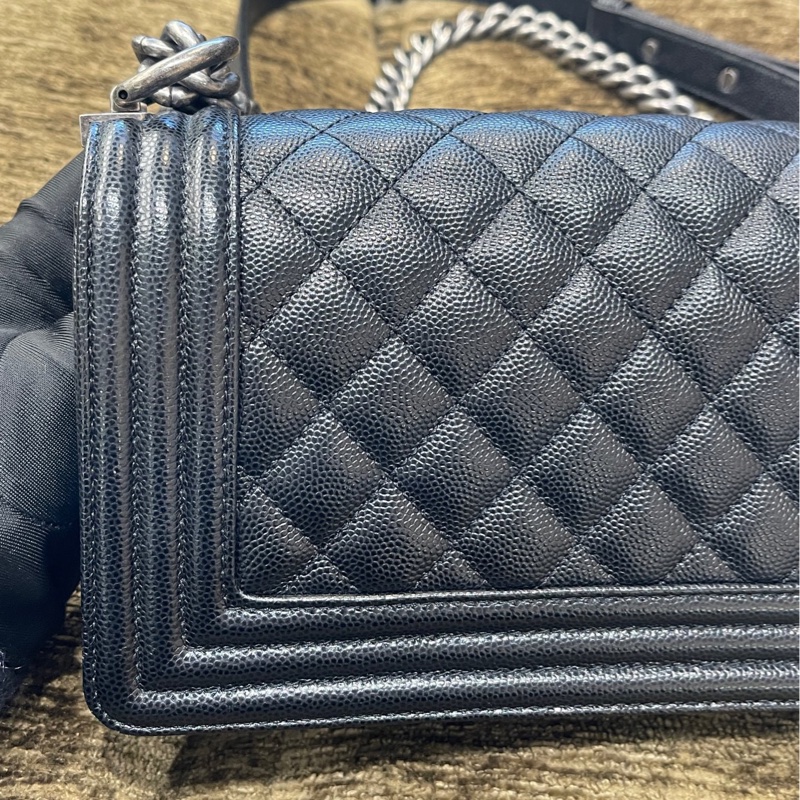 Chanel 黑銀荔枝牛leboy小號29開 卡標齊全 附件防塵袋 卡 尺寸約21x13-6