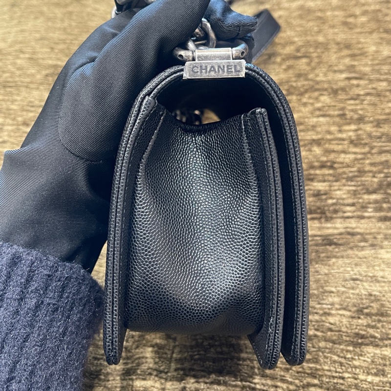 Chanel 黑銀荔枝牛leboy小號29開 卡標齊全 附件防塵袋 卡 尺寸約21x13-9