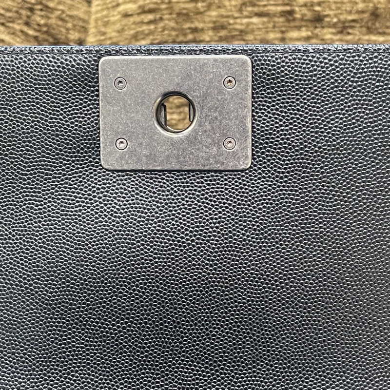 Chanel 黑銀荔枝牛leboy小號29開 卡標齊全 附件防塵袋 卡 尺寸約21x13-22