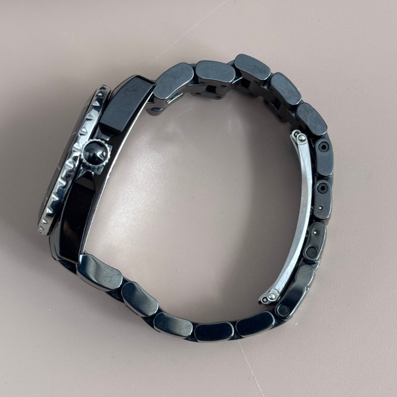::CHANEL:: 香奈兒 H0682 J12 33mm 黑色高抗磨陶瓷 高精準石英機芯-1