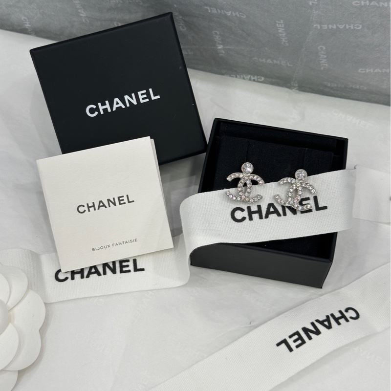 【配件 包裝盒 防塵袋💕】香奈兒 23k Chanel 雙c 鑽石耳釘-0